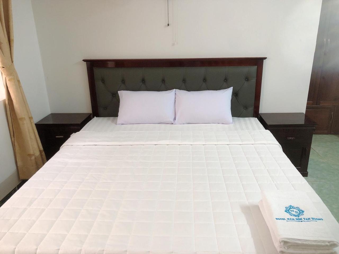 Hotel Nam Son Tan Duong Hai Phong Exterior photo